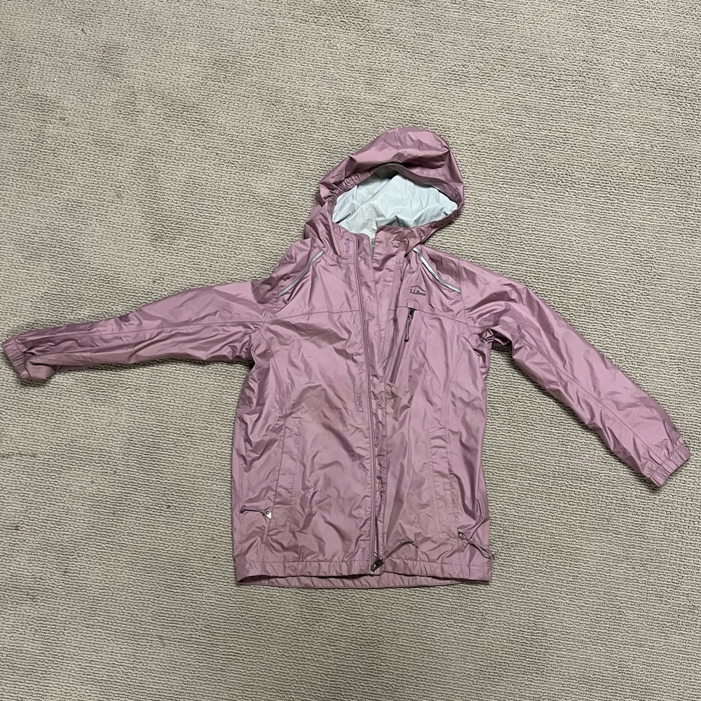 LL BEAN pink kids raincoat. Size 14-16. Great for summer camp!